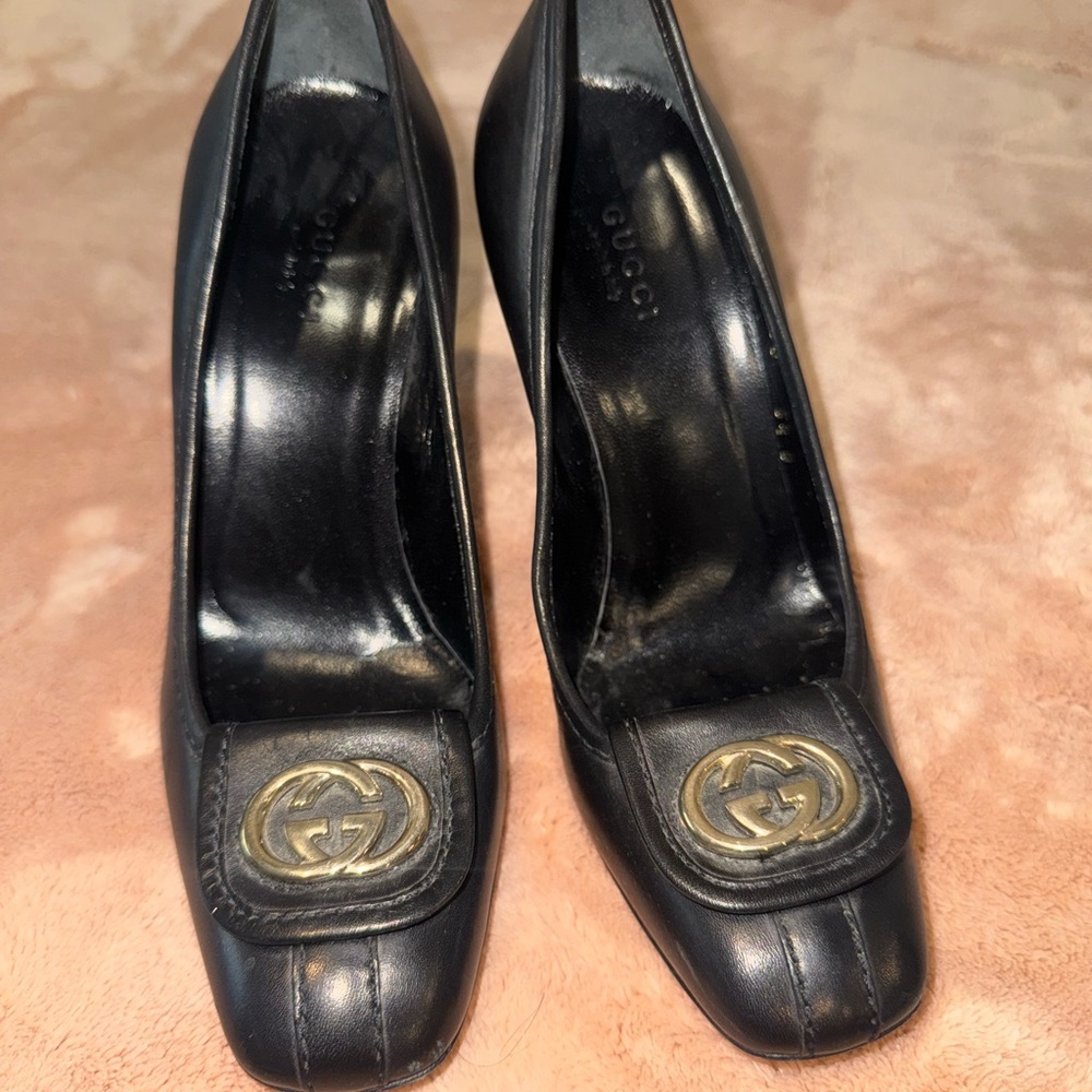 Gucci Black Heels with Gold Logo Accent